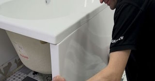 Установка экрана под ванну - цена за работу от 4235 руб. в Белореченске